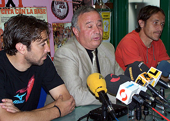 Carlos Marsá con Falcón y Gibanel en la rueda de prensa Carlos Marsá con Falcón y Gibanel en la rueda de prensa