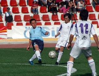 Una jugada en el torneo (PINOSPUENTEINFORMACION.COM) Una jugada en el torneo (PINOSPUENTEINFORMACION.COM)