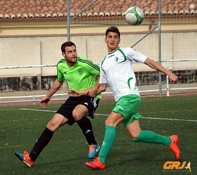 El CD Huétor Vega se impuso con claridad (LÁZARO)