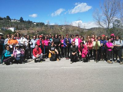 Participantes en el grupo de senderismo 