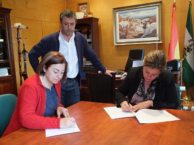 Firma del acuerdo entre ambas partes 