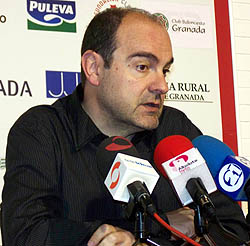 Poch en la rueda de prensa previa al derbi andaluz Poch en la rueda de prensa previa al derbi andaluz