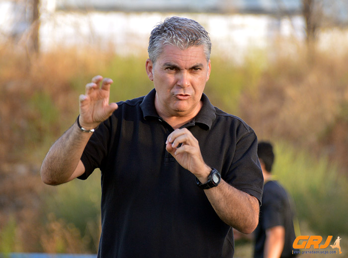 Joseba Aguado, entrenador de la UD Maracena (LÁZARO)