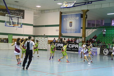 Granada comenzó con buen pie 