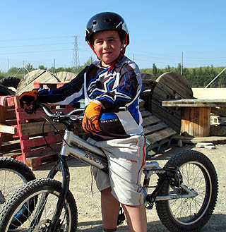 Daniel del Valle, primer clasificado en mini principiante (GRJ) Daniel del Valle, primer clasificado en mini principiante (GRJ)