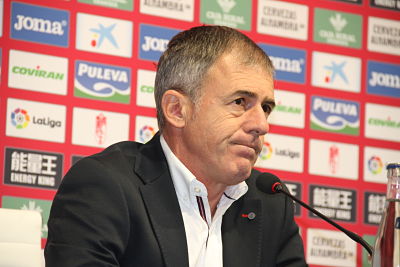 Alcaraz, hoy en rueda de prensa en Los Cármenes (GRJ)