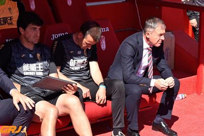 Alcaraz se sentó por última vez en el banquillo de Los Cármenes 