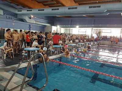 La piscina de Las Gabias se llenó 
