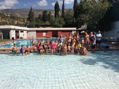 Participantes en la campaña de natación 