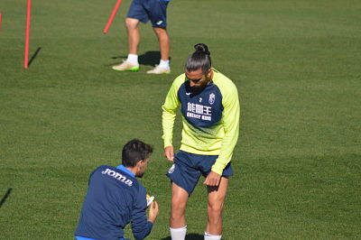 Chico Flores no ha podido entrenar sobre el césped 