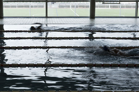 Las instalaciones deportivas de Atarfe ofrecen precios especiales a los jóvenes 