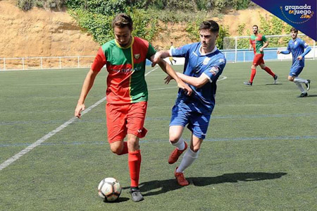 El Atlético Monachil tendrá que esperar para saber si sigue en División de Honor (J. M. BALDOMERO)
