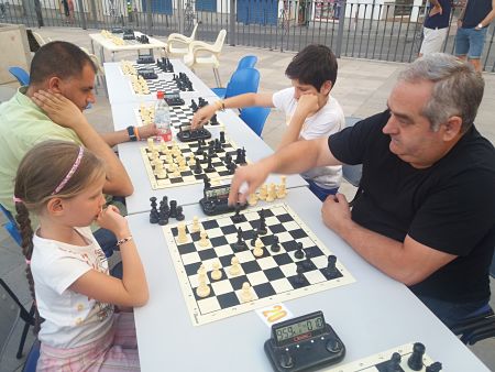 La Zubia celebró su trofeo nocturno de Ajedrez