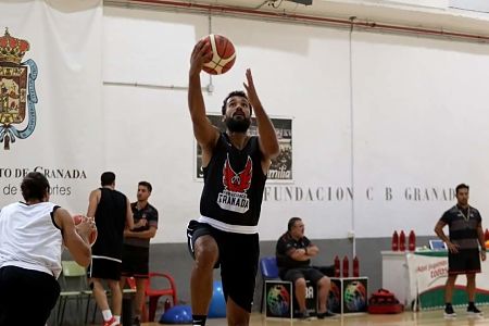 Se acabaron las vacaciones para los jugadores del Coviran Granada (VELASCO) 