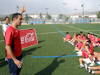 Ismael López ofreció buenos consejos a los chavales del Campus (GRJ) Ismael López ofreció buenos consejos a los chavales del Campus (GRJ)