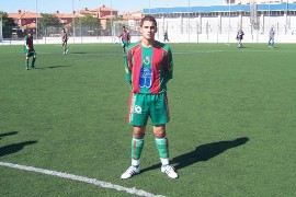 José Navarro, futbolista santaferino del Granada Atlético