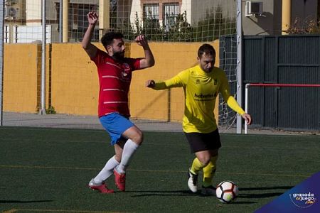 El  Cúllar Vega sigue de capa caída (BALDOMERO / ARCHIVO)