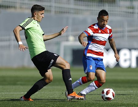 Juancho debe ser un pilar fundamental para el Recreativo de Granada (@CANTERANAZARI) Juancho debe ser un pilar fundamental para el Recreativo de Granada (@CANTERANAZARI)