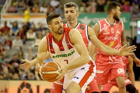 El Coviran Granada quiere conseguir el billete para la Final Four (JOSÉ VELASCO) El Coviran Granada quiere conseguir el billete para la Final Four (JOSÉ VELASCO)