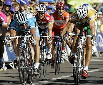 Alejandro Valverde (Caisse d`Epargne) lidera la ronda española