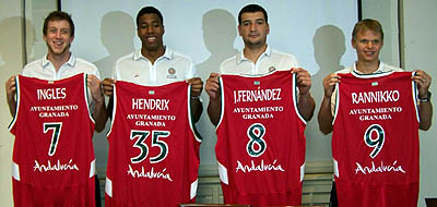 Los aficionados conocerán a las nuevas incorporaciones del equipo (GRJ) Los aficionados conocerán a las nuevas incorporaciones del equipo (GRJ)