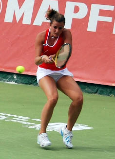 La tenista Olivia Sánchez en acción (GRJ) La tenista Olivia Sánchez en acción (GRJ)