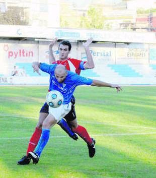 Thierry vuelve al Maracena tras cumplir sanción (ARCHIVO) Thierry vuelve al Maracena tras cumplir sanción (ARCHIVO)