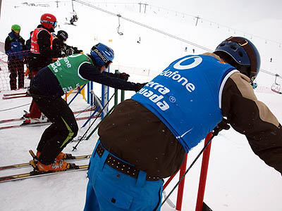 Portillón de salida de la prueba de Skicross celebrada en Sierra Nevada (GRJ)