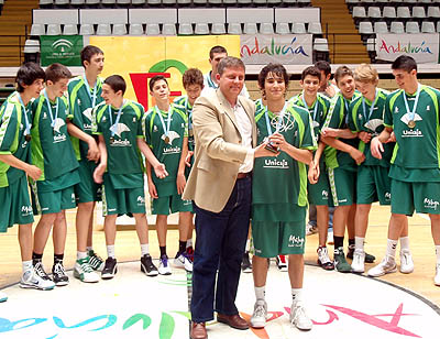 El Unicaja de Málaga se proclamó campeón del campeonato infantil (GRJ) El Unicaja de Málaga se proclamó campeón del campeonato infantil (GRJ)