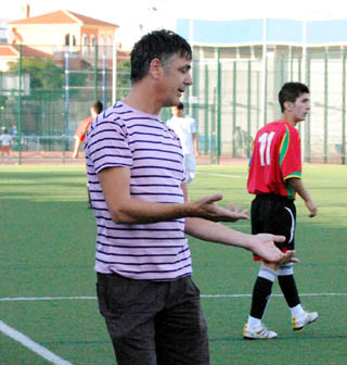 Joaquín González, entrenador Estrellas Chana (RIVERA)