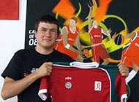 Federico Martínez es el socio 3000 del CB Granada (CBGRANADA.COM) Federico Martínez es el socio 3000 del CB Granada (CBGRANADA.COM)